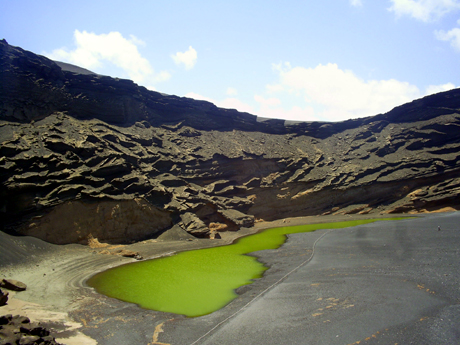 Die Lake am Fusse des Vulkan von Lanzarote foto